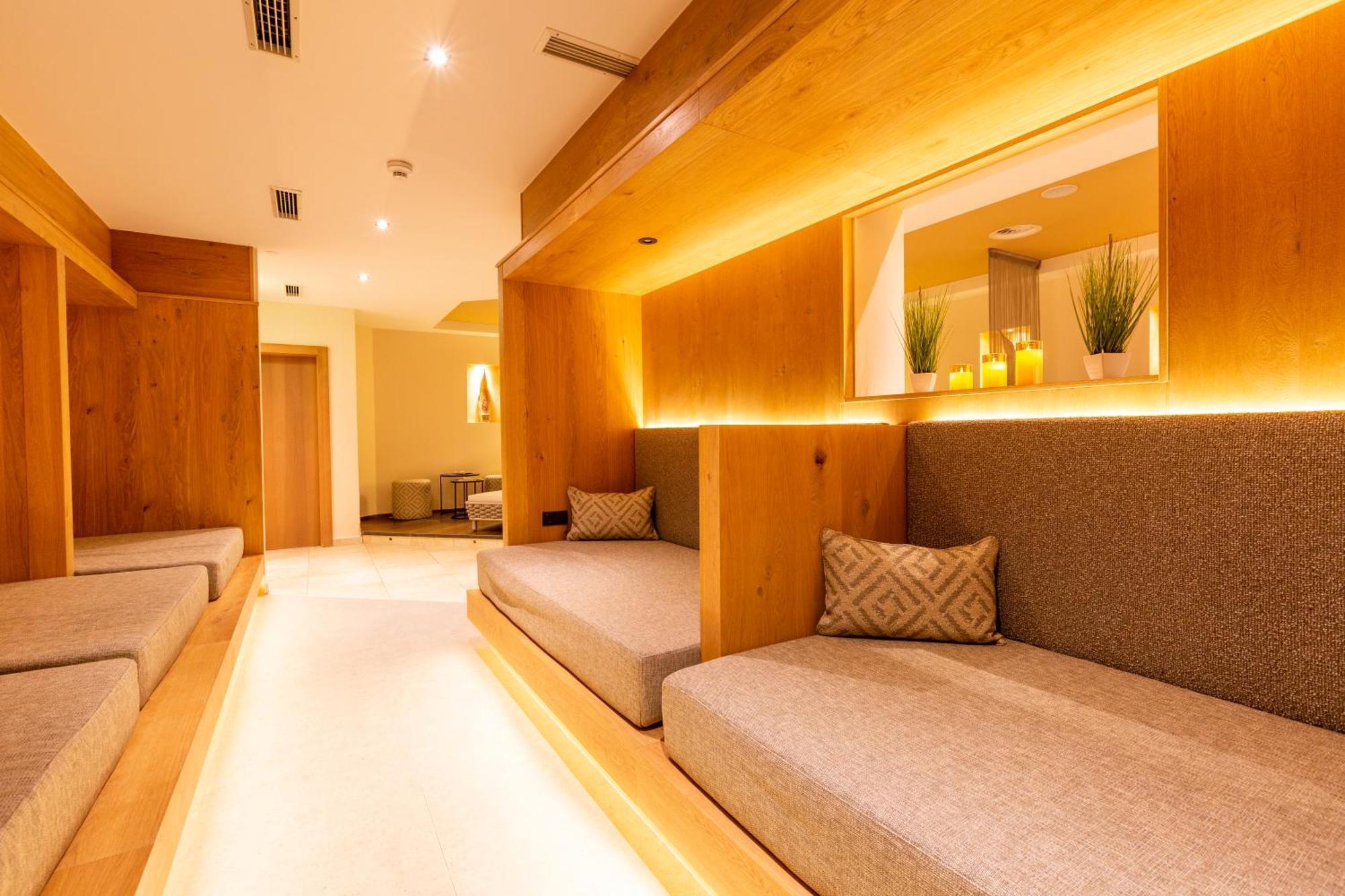 Hotel Mittagskogel Pitztal سانكت ليونارد إم بيتزتال المظهر الخارجي الصورة