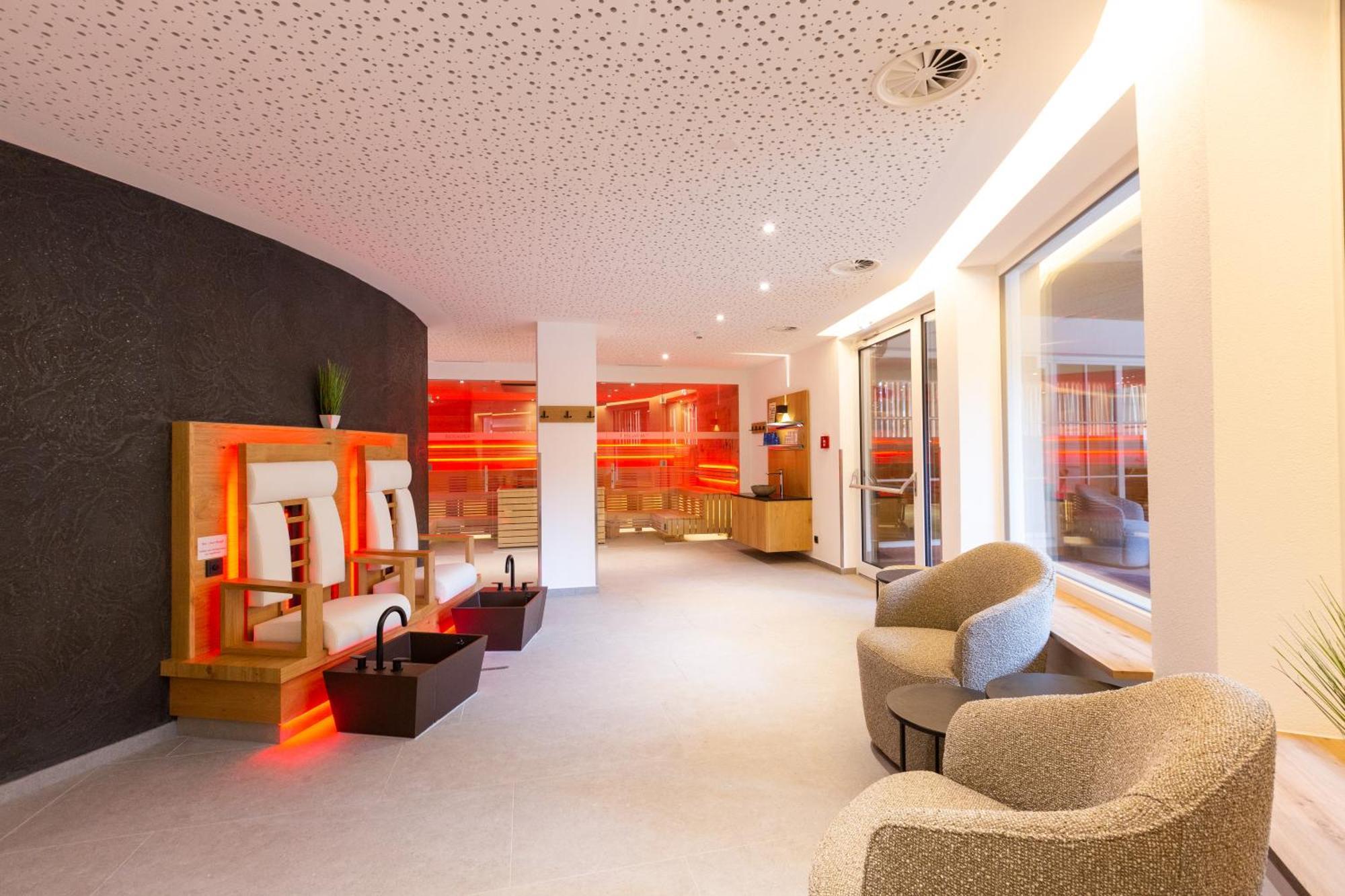 Hotel Mittagskogel Pitztal سانكت ليونارد إم بيتزتال المظهر الخارجي الصورة