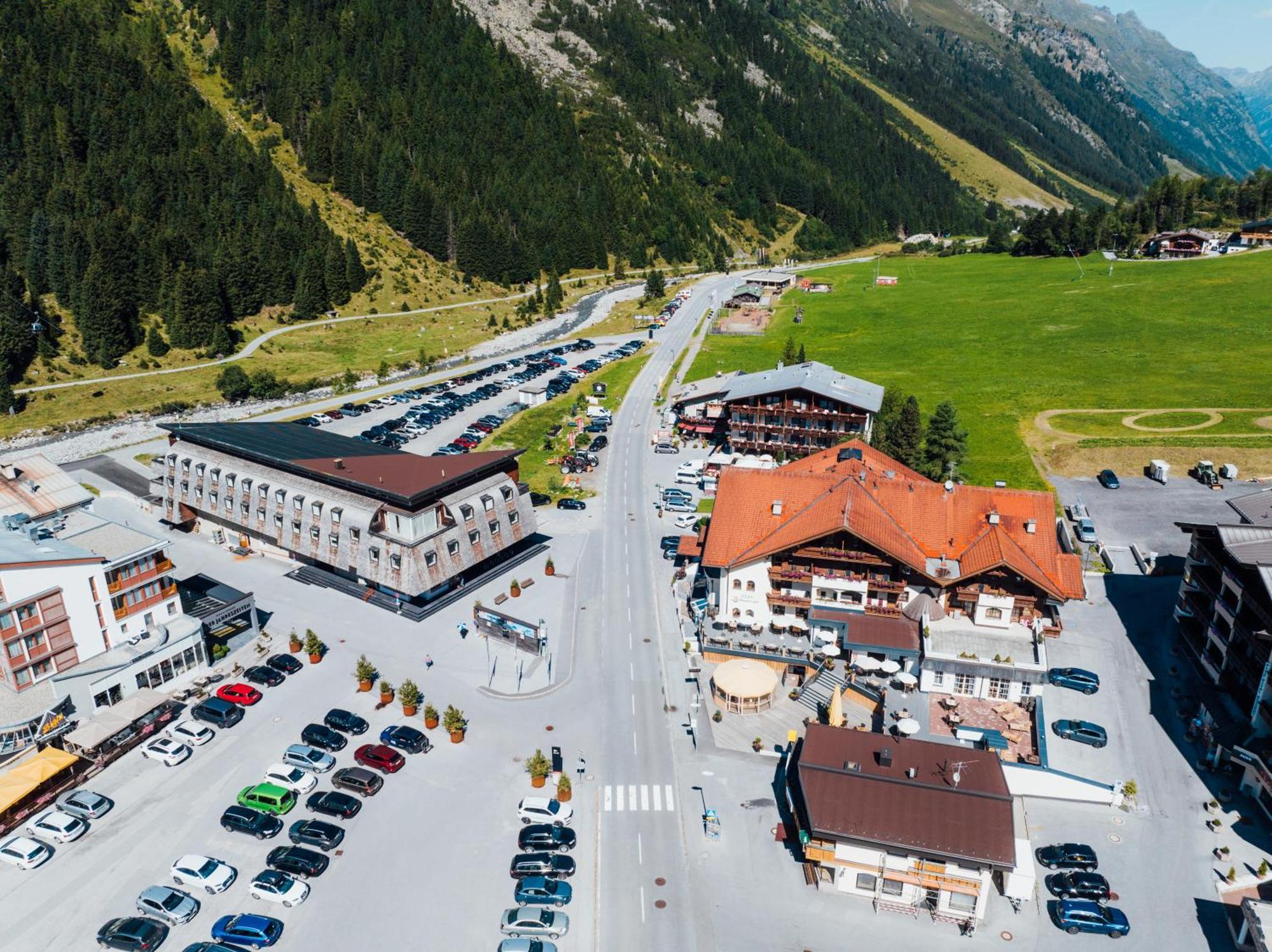 Hotel Mittagskogel Pitztal سانكت ليونارد إم بيتزتال المظهر الخارجي الصورة