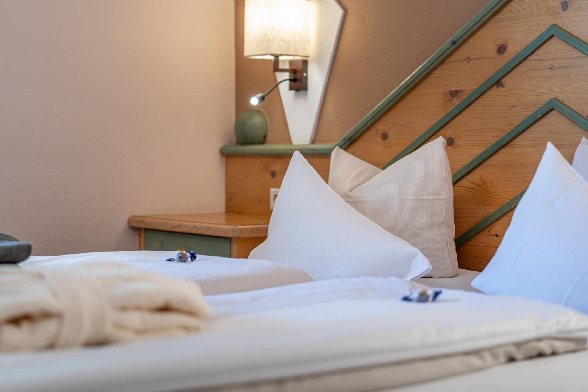 Hotel Mittagskogel Pitztal سانكت ليونارد إم بيتزتال المظهر الخارجي الصورة